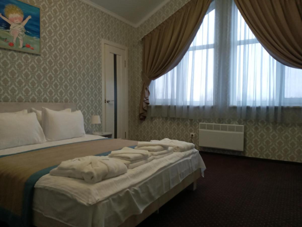 Hotel And Restaurant Complex Lubokray Переяслав-Хмельницкий Экстерьер фото